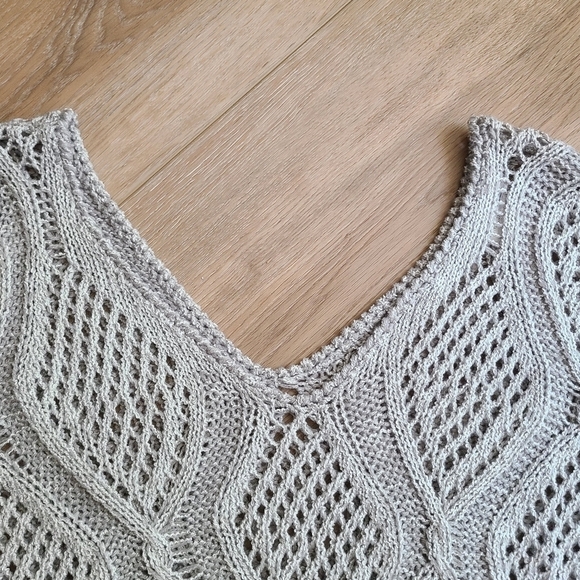 Ces Femme Women's M/L Light Gray knit drop sleeve tunic VGUC - Picture 5 of 10